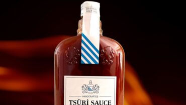 Une forme de bouteille unique pour la sauce barbecue de Tsüri Sauce !