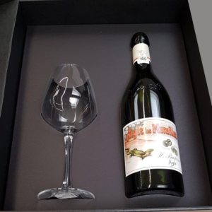 Coffret cadeau avec un verre à vin