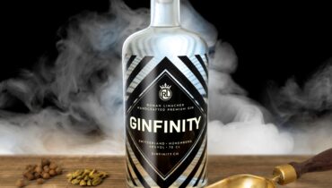 Bouteille en verre apothicaire Ginfinity ©Liwero Distillery GmbH