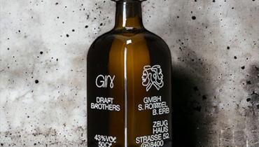 The personalised gin bottles from Draft Brothers