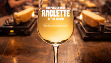 Bicchiere personalizzato: la raclette più grande del mondo